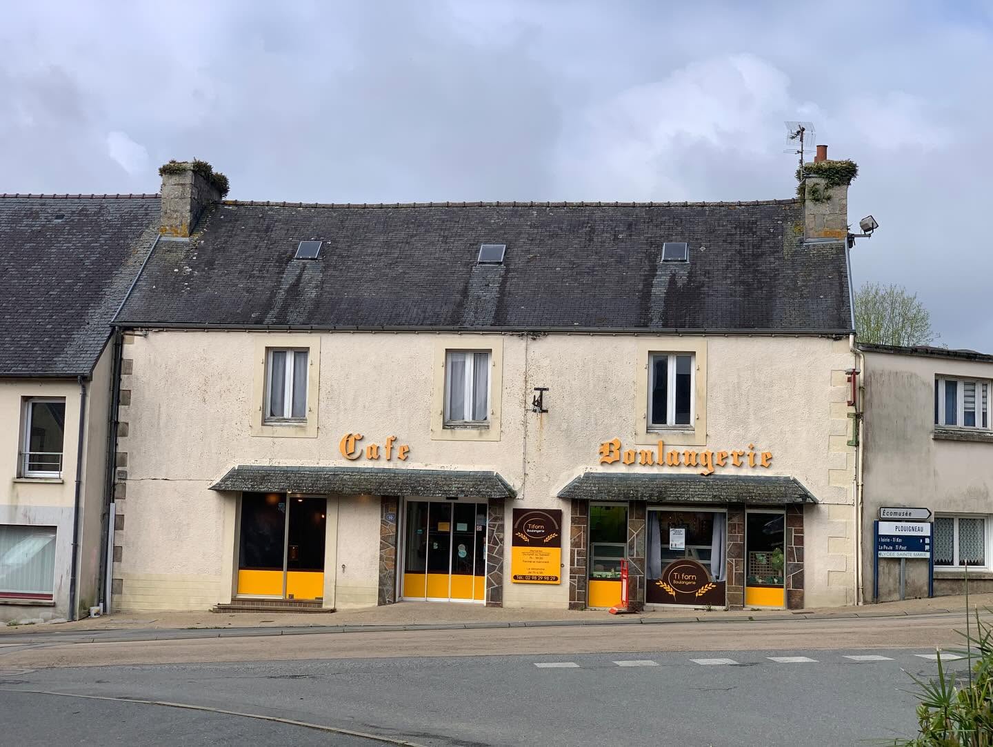 Plouigneau, France Café and boulangerie in Plouigneau, Brittany, France